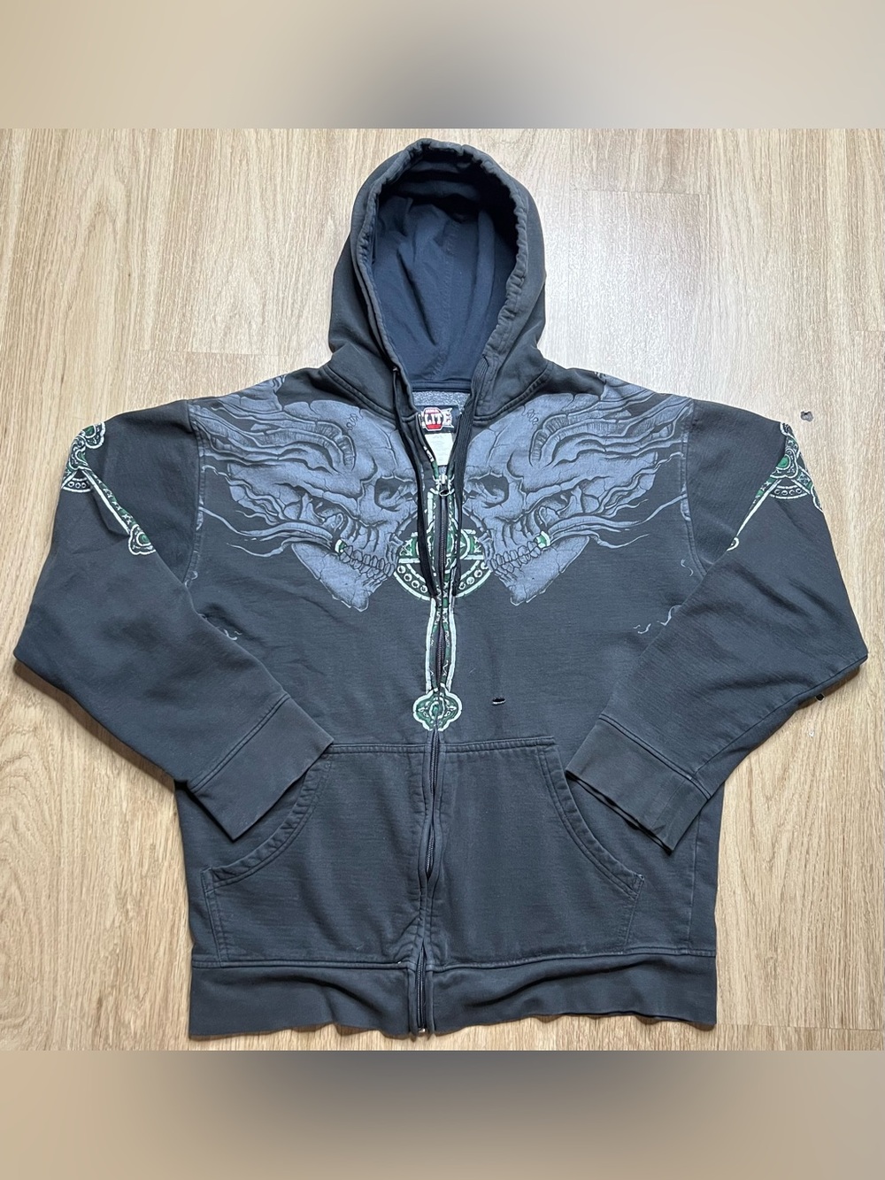 Vintage Y2K MMA Elite Skull and Cross Black Hoodie Sz Medium (distressed)